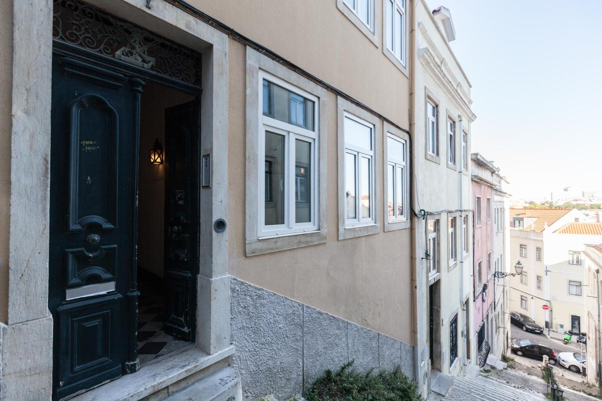Flh Graca Charming Duplex With Small Pool Lisbon Luaran gambar